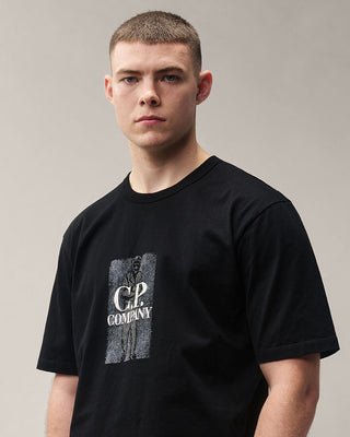 C.P. Company Mercerized Jersey Logo T-Shirt – Svart