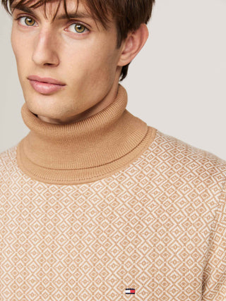 ROLL NECK