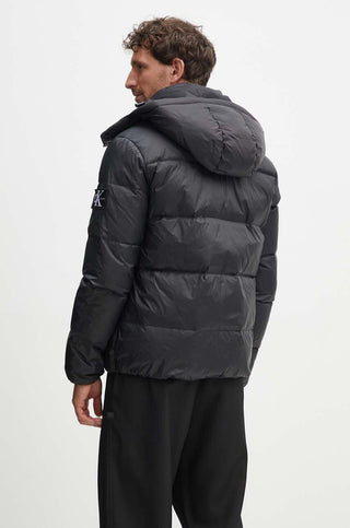 ESSENTIAL DOWN JACKET