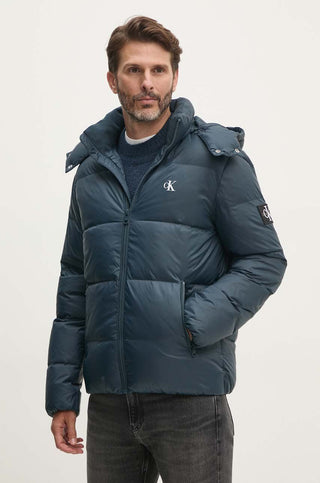 ESSENTIAL DOWN JACKET