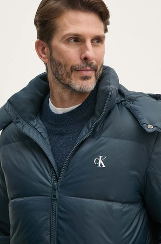 ESSENTIAL DOWN JACKET