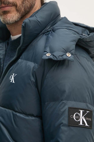 ESSENTIAL DOWN JACKET