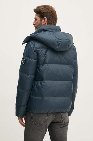 ESSENTIAL DOWN JACKET