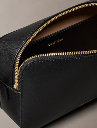 Calvin Klein Camera Bag Dam Svart