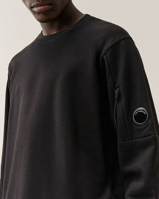 C.P. Company Diagonal Raised Fleece Lens Sweatshirt – Svart